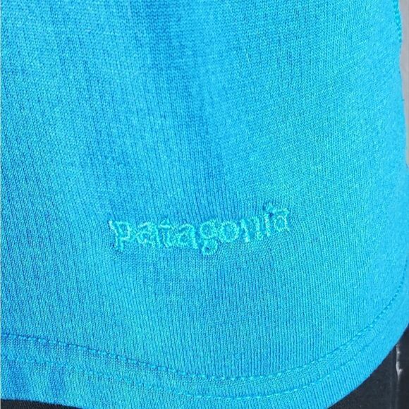 Patagonia Aqua Blue 3/4 Zip Pullover Seatshirt - Picture 3 of 5